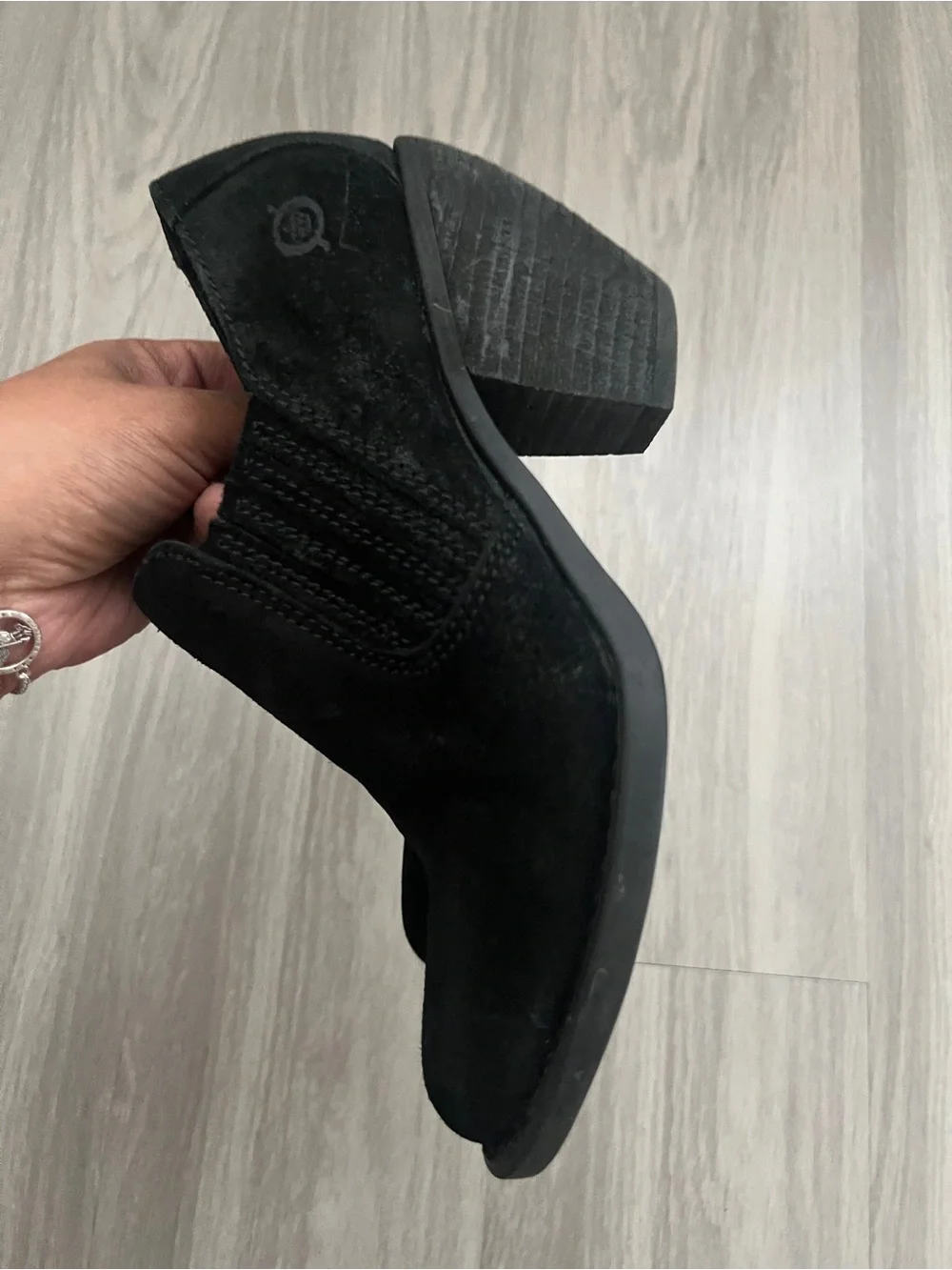 Born Black Suede Ankle Booties Women’s Size 6M Block Heel Comfort Chelsea Boots